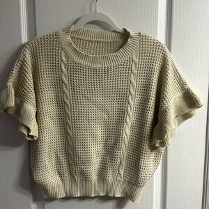 Women’s Ruffled Short Sleeve Round Neck Knitted Top, size Large, Beige